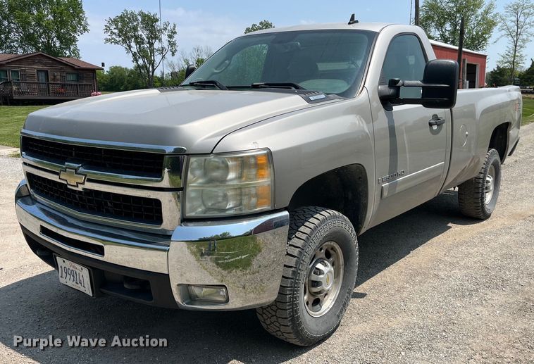 image for item LA9974 2007 Chevrolet Silverado 2500HD  pickup truck