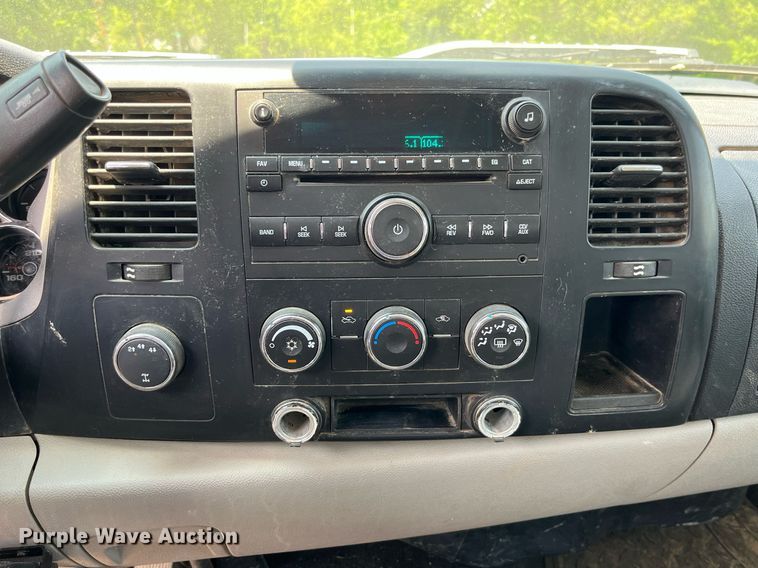 image for item LA9974 2007 Chevrolet Silverado 2500HD  pickup truck