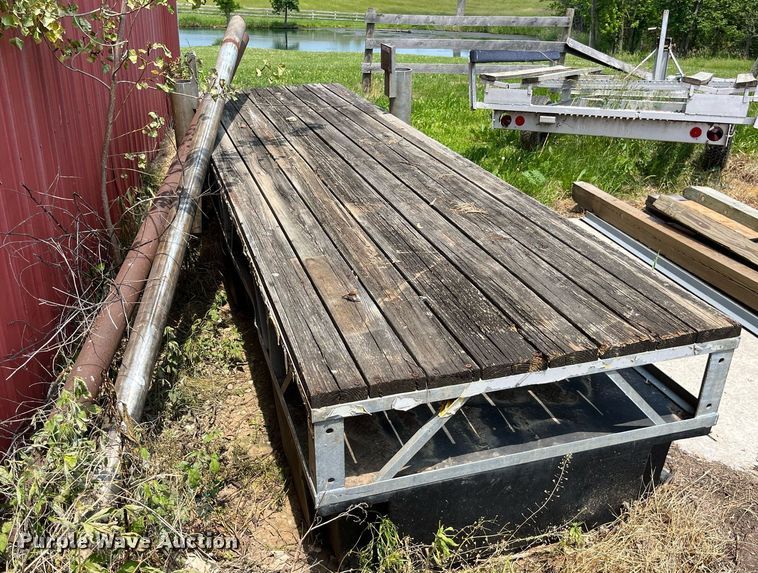 image for item LA9978 Floating dock