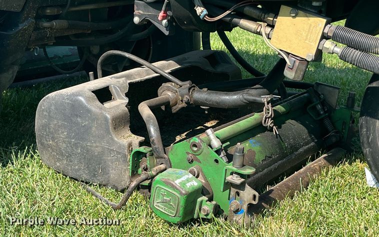 image for item LA9987 John Deere 2500  greens mower