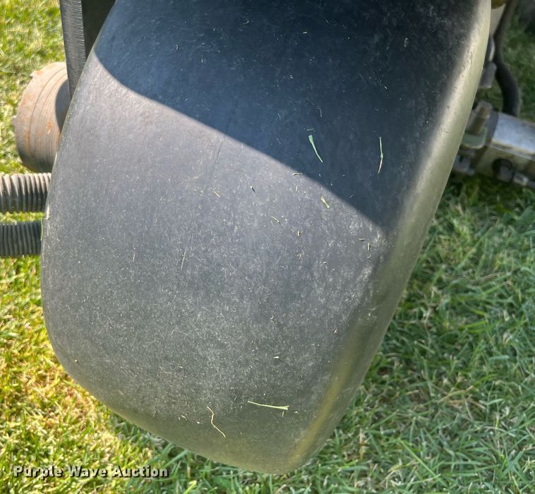 image for item LA9987 John Deere 2500  greens mower