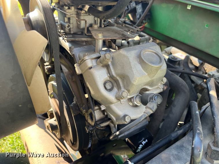 image for item LA9988 John Deere 2500B  greens mower