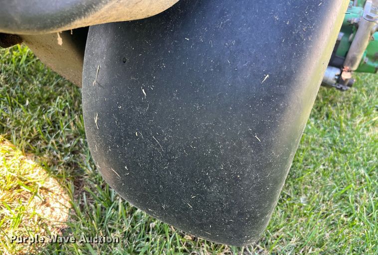 image for item LA9988 John Deere 2500B  greens mower