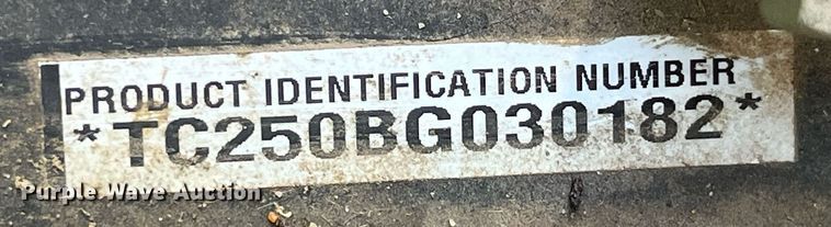 image for item LA9988 John Deere 2500B  greens mower