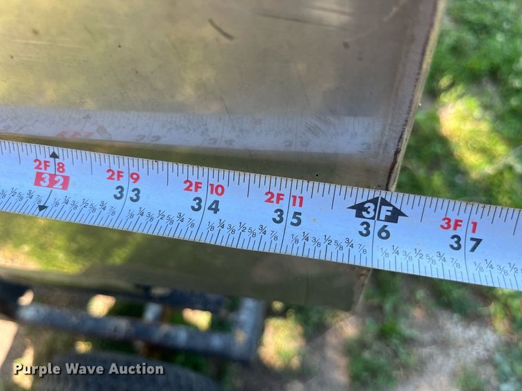 image for item LA9989 Adams  spreader