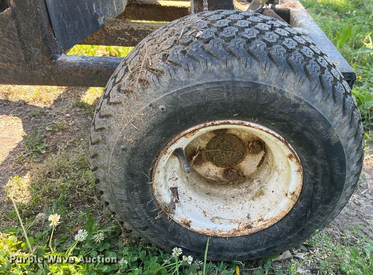 image for item LA9989 Adams  spreader