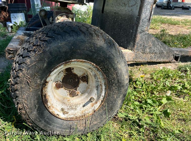 image for item LA9989 Adams  spreader