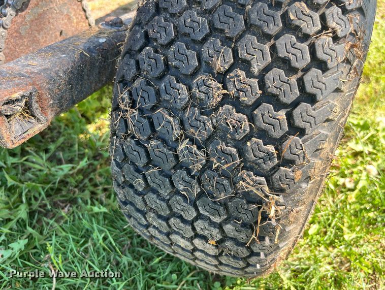 image for item LA9989 Adams  spreader