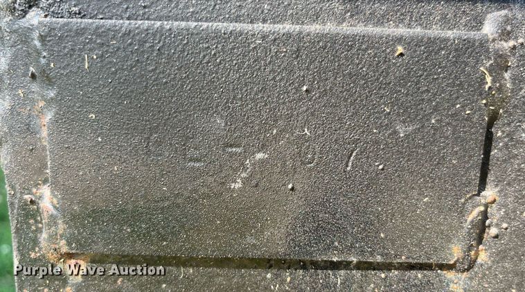 image for item LA9989 Adams  spreader