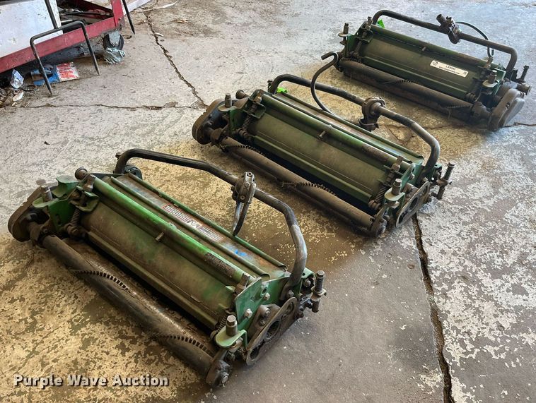 image for item LA9990 (3) John Deere 22"W conditioner mower reels