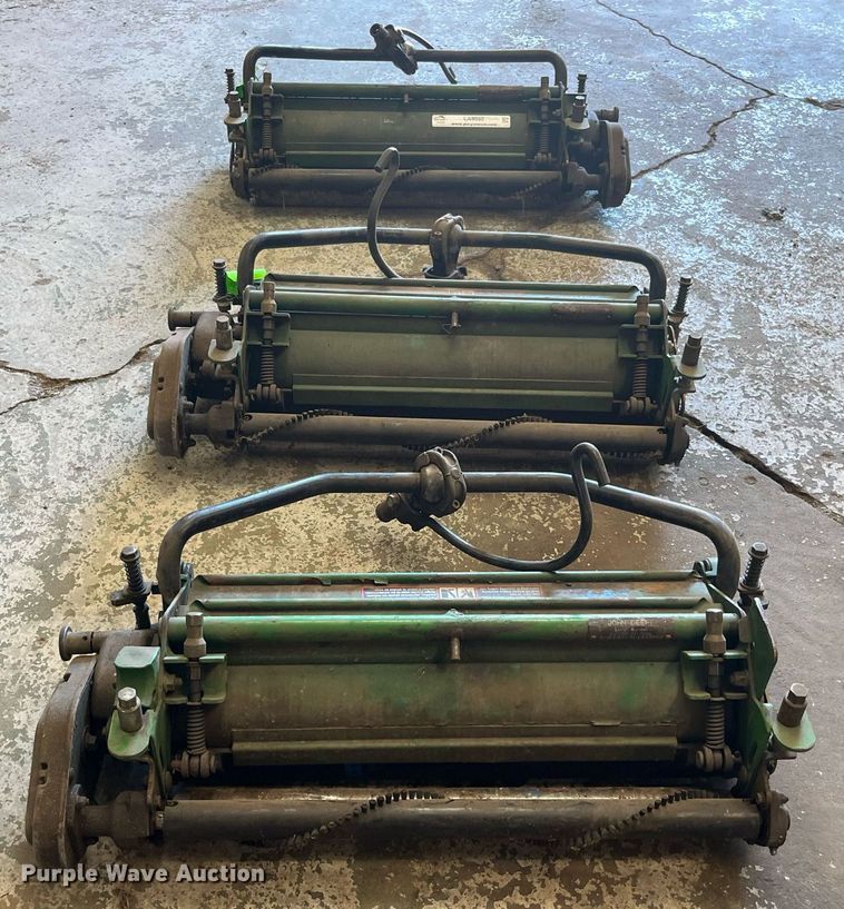 image for item LA9990 (3) John Deere 22"W conditioner mower reels