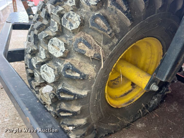 image for item LA9991 John Deere 1200A  bunker rake