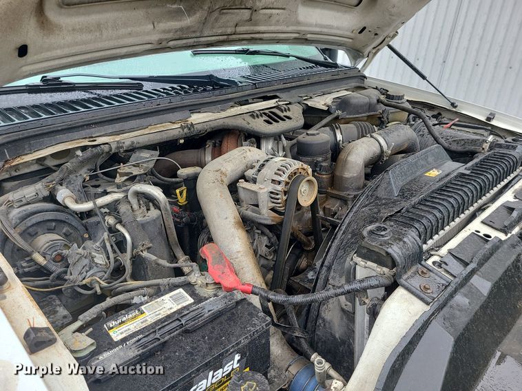 image for item LE9046 2005 Ford F450  utility / service truck