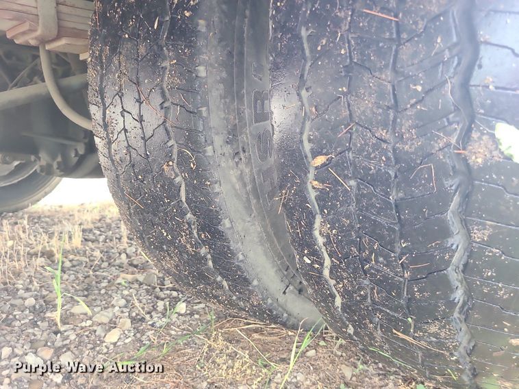 image for item LE9046 2005 Ford F450  utility / service truck