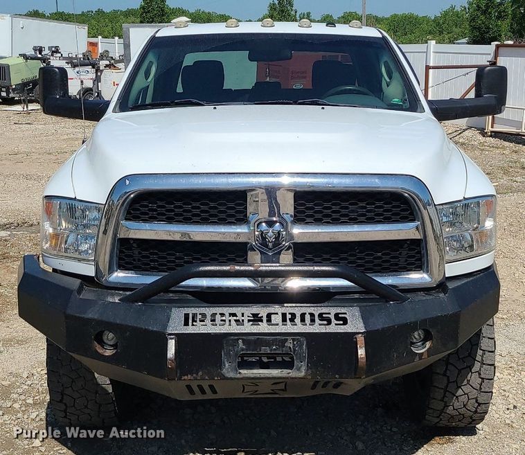 image for item LE9076 2015 Dodge Ram 2500HD  Crew Cab pickup truck