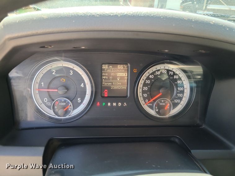 image for item LE9076 2015 Dodge Ram 2500HD  Crew Cab pickup truck