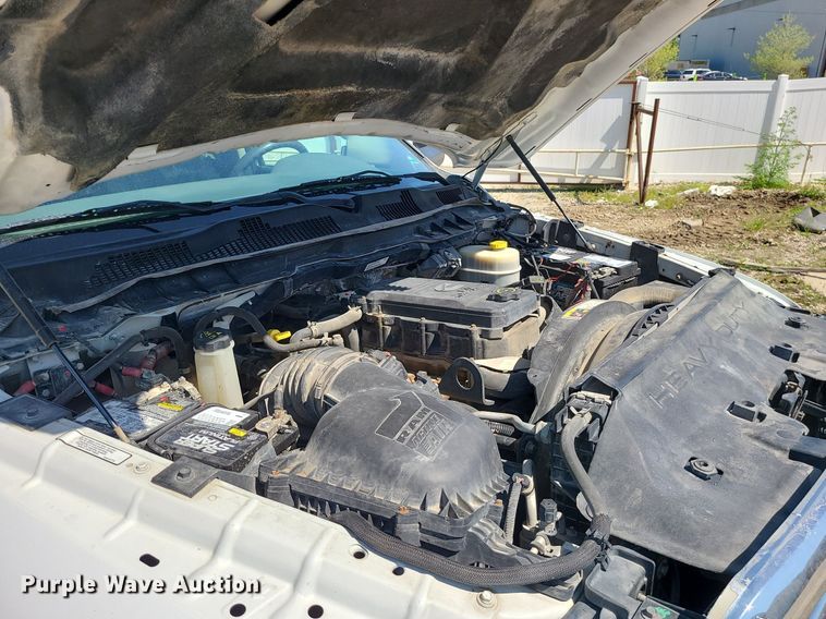 image for item LE9076 2015 Dodge Ram 2500HD  Crew Cab pickup truck