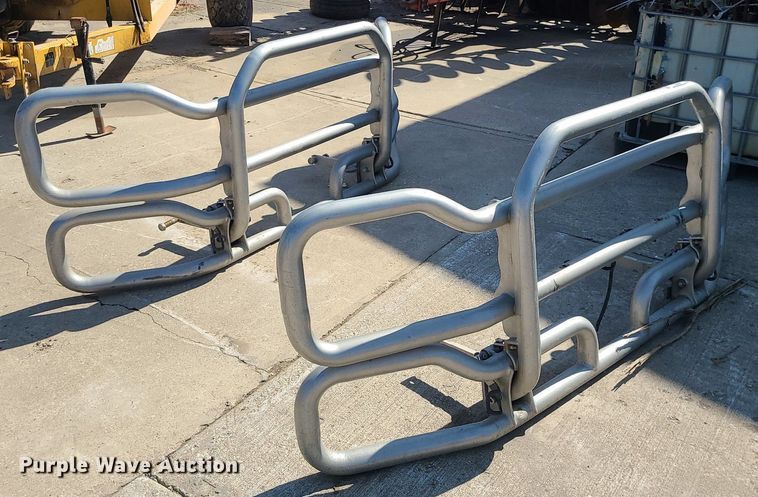 image for item LE9086 (2) grill guards