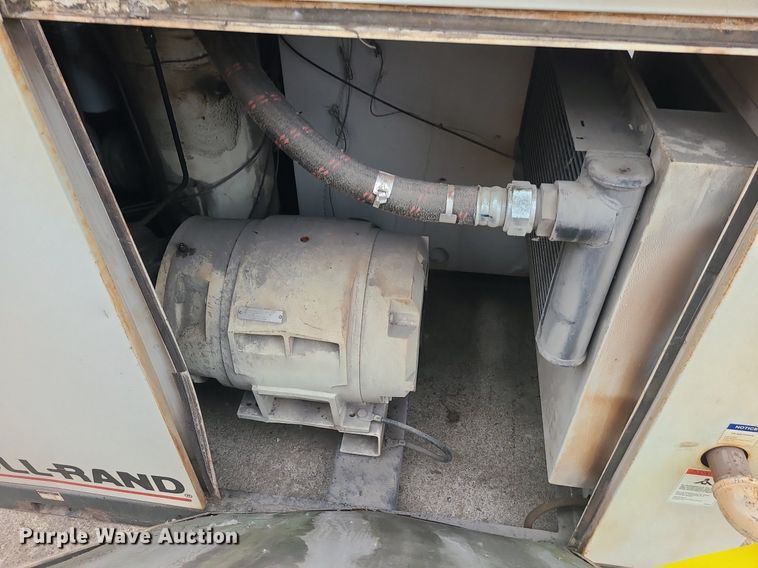 image for item LE9091 Ingersoll Rand SSR-EP100  air compressor