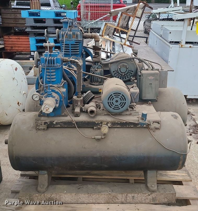 image for item LE9092 (2) Quincy air compressors