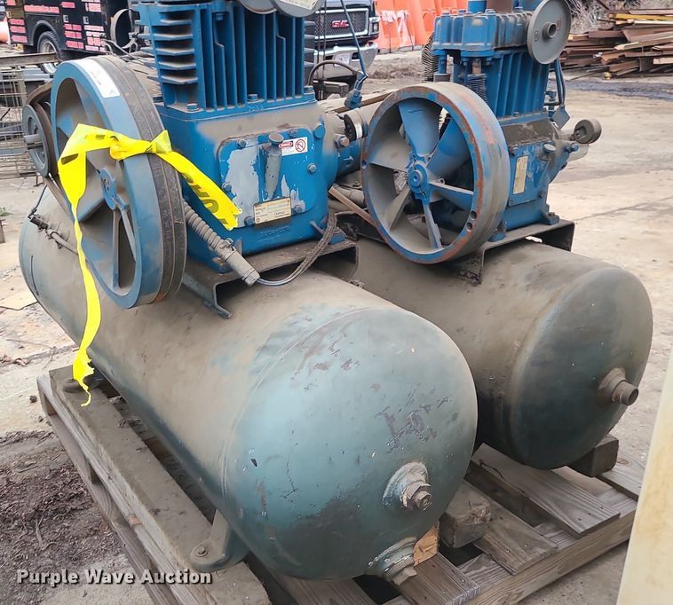 image for item LE9092 (2) Quincy air compressors