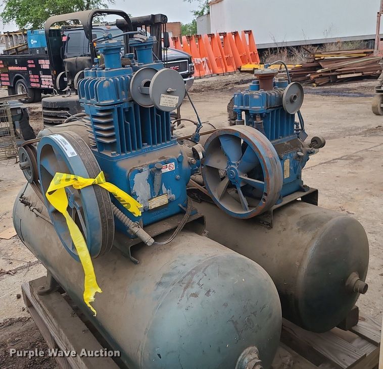 image for item LE9092 (2) Quincy air compressors