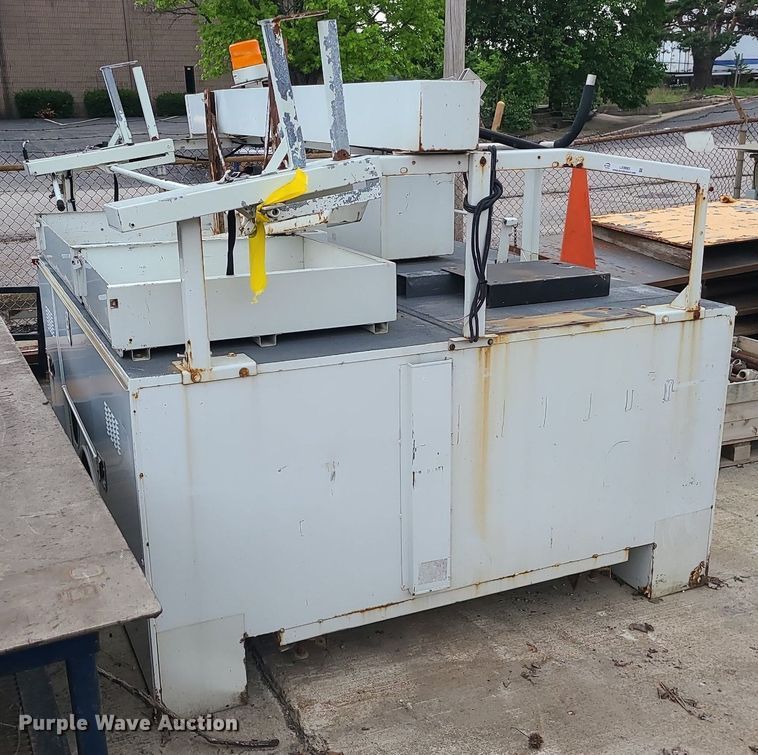 image for item LE9093 Utility bed