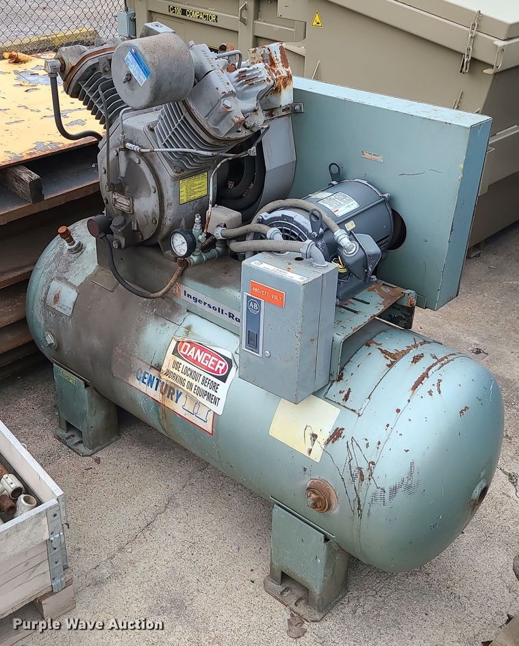 image for item LE9094 Ingersoll Rand 7100  air compressor