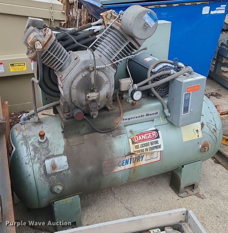 image for item LE9094 Ingersoll Rand 7100  air compressor