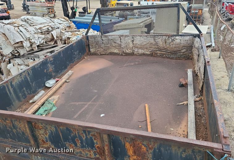 image for item LE9095 Flatbed