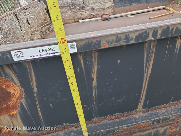 image for item LE9095 Flatbed