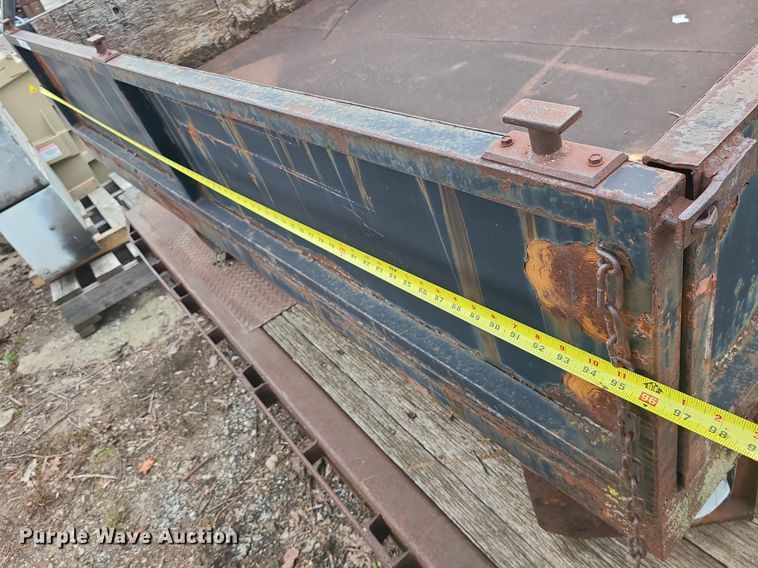 image for item LE9095 Flatbed