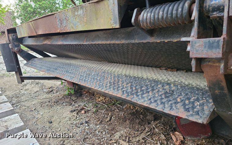 image for item LE9096 Flatbed