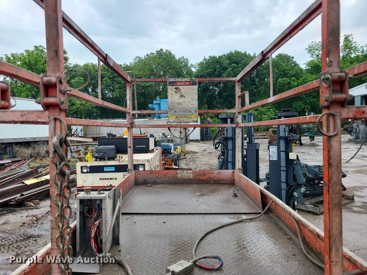 image for item LE9097 1997 Skyjack SJ-4626  scissor lift