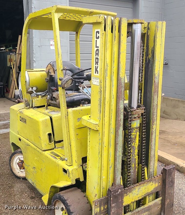 image for item LE9101 Clark C500-50  forklift