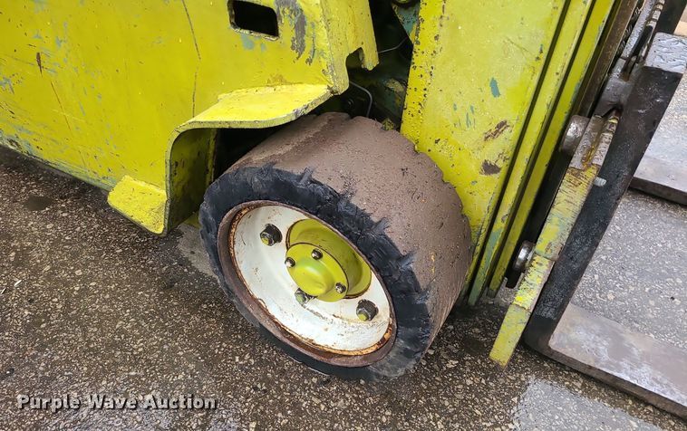 image for item LE9101 Clark C500-50  forklift