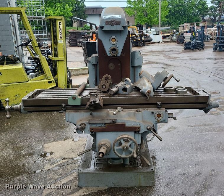 image for item LE9102 Cincinnati No. 3  milling machine