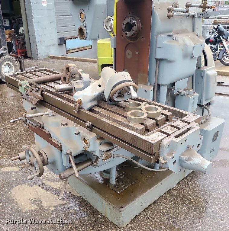 image for item LE9102 Cincinnati No. 3  milling machine