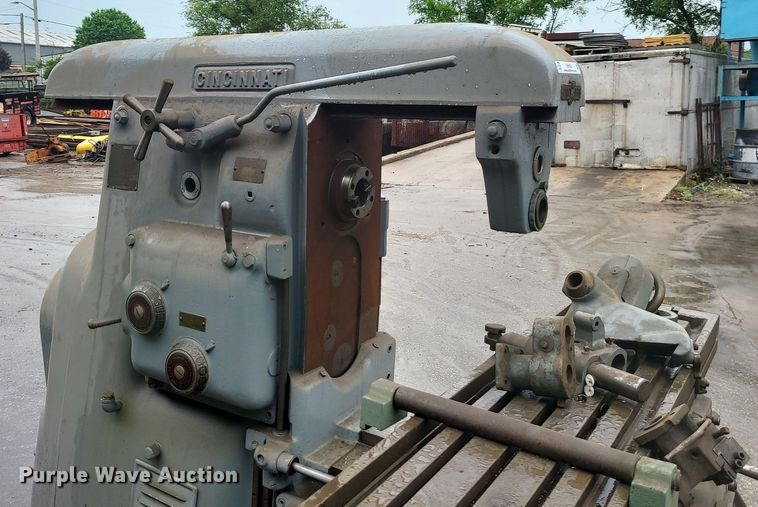 image for item LE9102 Cincinnati No. 3  milling machine