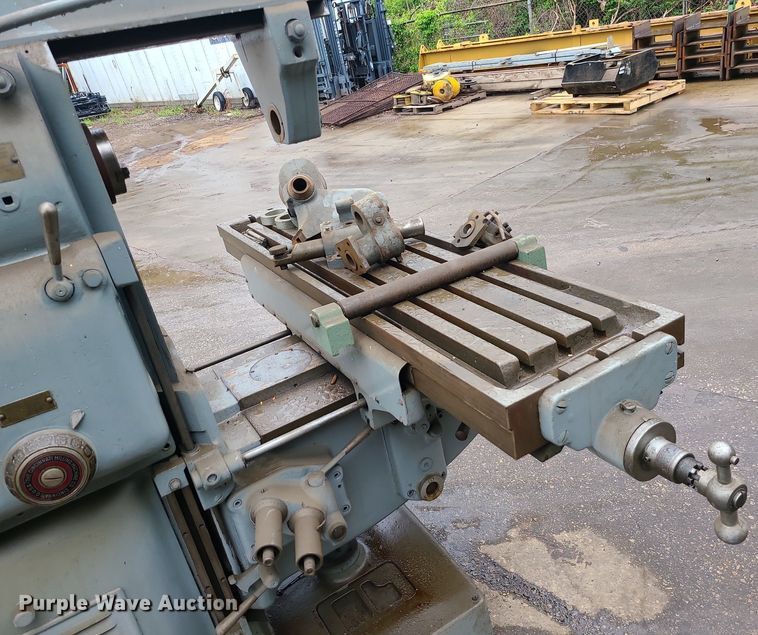 image for item LE9102 Cincinnati No. 3  milling machine