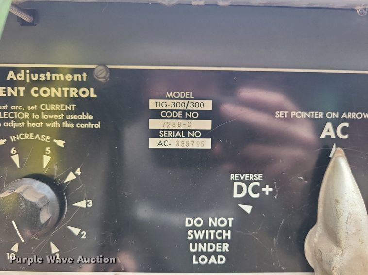 image for item LE9105 Lincoln Idealarc TIG-300/300  welder