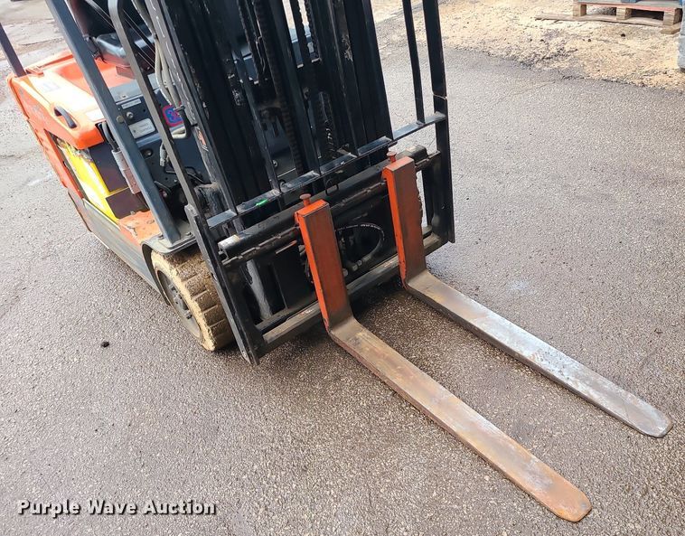 image for item LE9108 Toyota 7FBEU18  forklift