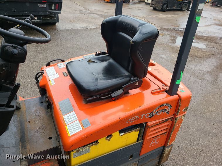 image for item LE9108 Toyota 7FBEU18  forklift