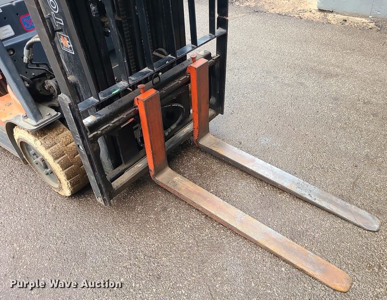 image for item LE9108 Toyota 7FBEU18  forklift