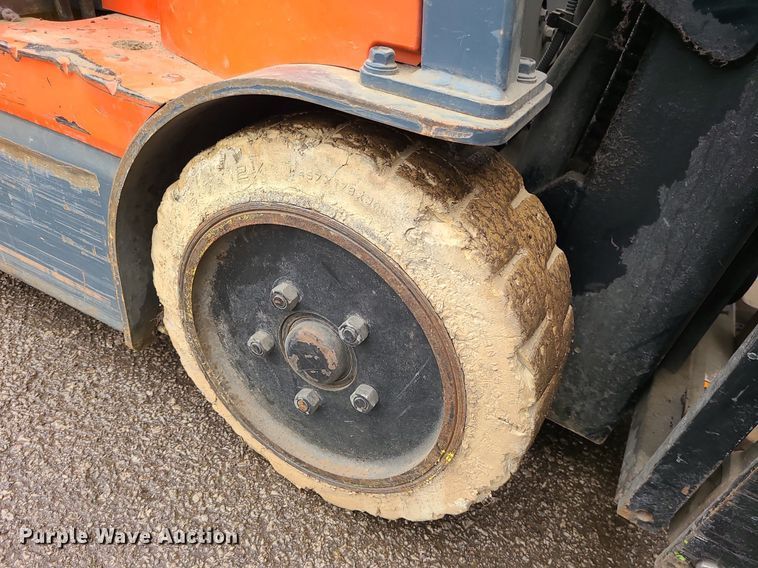 image for item LE9108 Toyota 7FBEU18  forklift