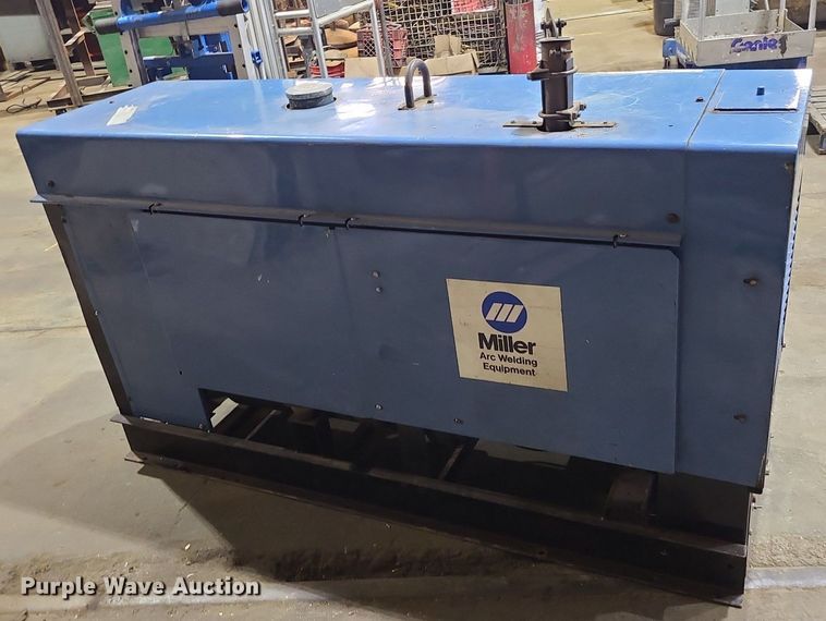image for item LE9109 Miller Trailblazer 55G  welder/generator