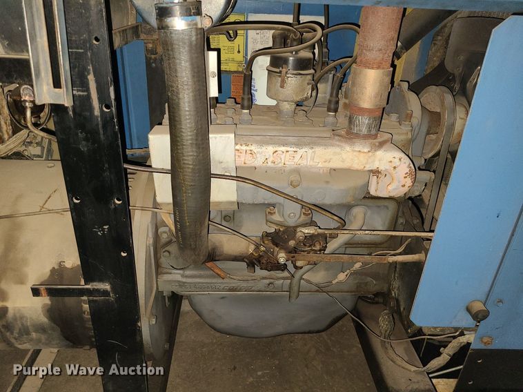 image for item LE9109 Miller Trailblazer 55G  welder/generator