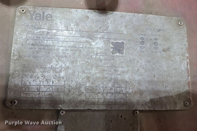 image for item LE9113 Yale C51C-050  forklift