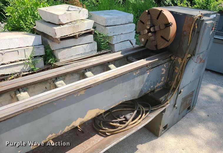 image for item LE9115 Summit  metal lathe