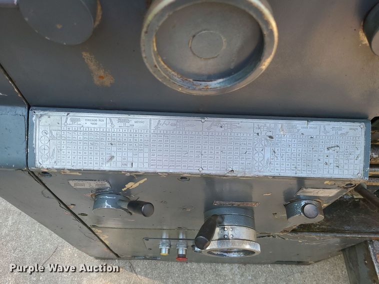 image for item LE9115 Summit  metal lathe